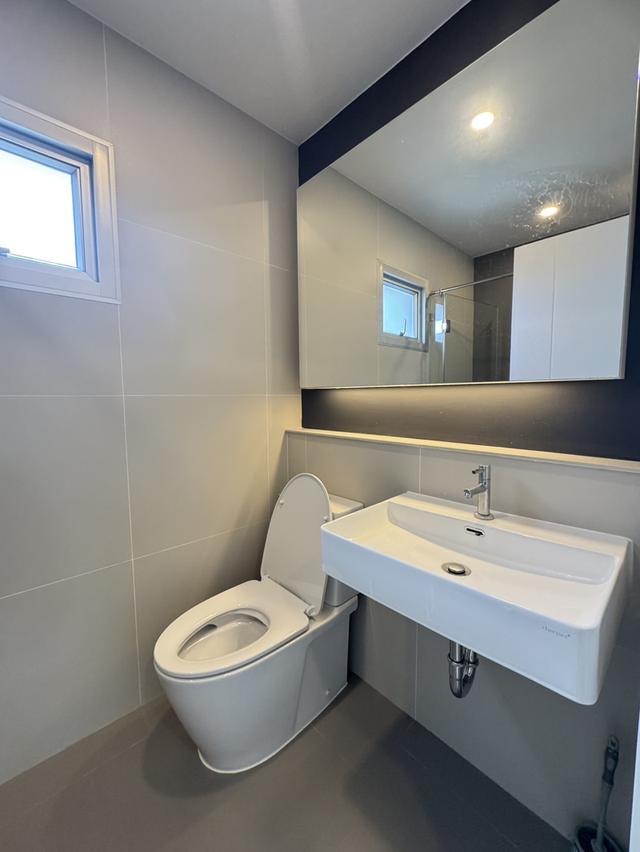 ลุมพินี เพลส แจ้งวัฒนะ-ปากเกร็ด สเตชั่น 8