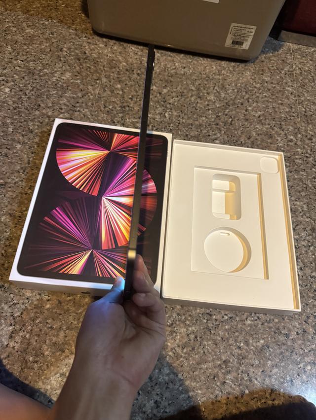 ขายๆๆๆถูกๆๆiPadPro11นิ้วM1 สีSpace Gray 128กิ๊กWifi Celluer ใส่ซิมได้มีกล่องสูนTrueสภาพสวยๆเครื่องใช้งานดีทุกๆฟังชั่นเครื่องรีสโตได้ตลอดไม่มีติดไอคราว 6
