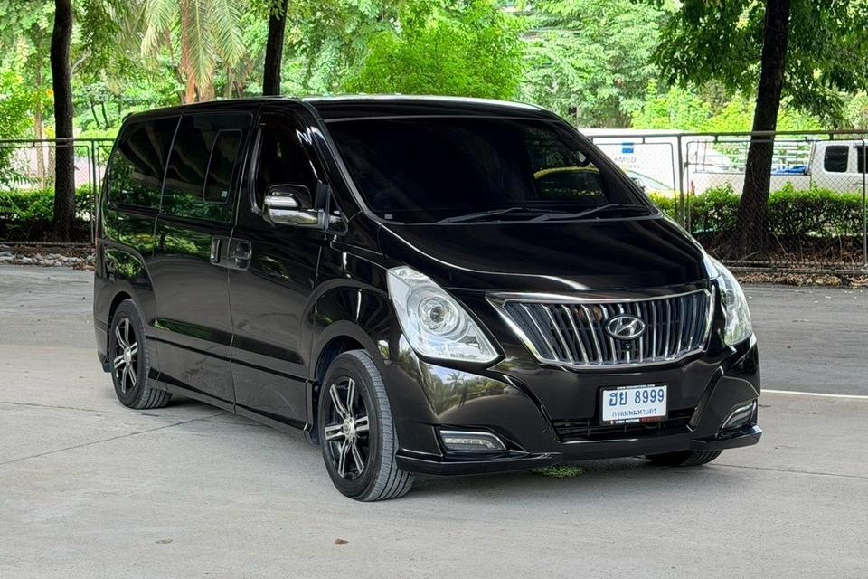 🚗 2018 Hyundai H-1 2.5 Deluxe AT รูปย่อยที่ 3