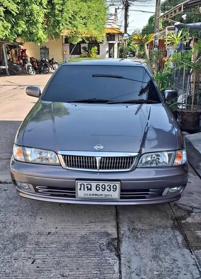 Nissan Sunny 1999