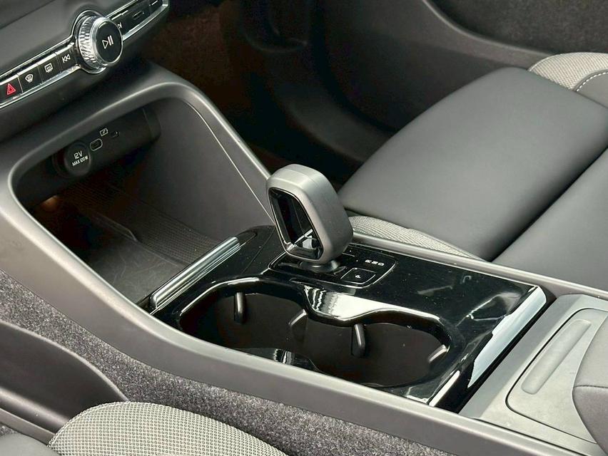 Volvo C40 TwinMotor ปี 2023 16