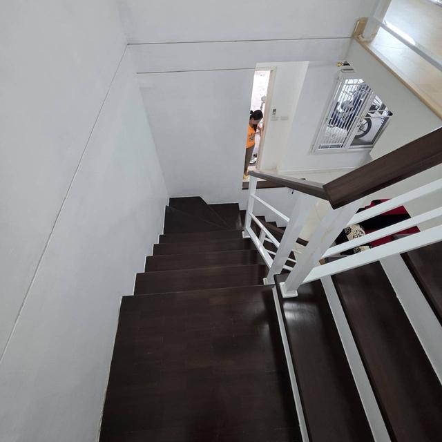 ‼️‼️ต้องกาขาย เดอะคอนเนค 22 รามอินทรา-มีนบุรี ✅️ขนาด21 ตร.ว.พื้นที่ใช้สอย 120 ตร.ม. ✅️3 ห้องนอน 2 ห้องน้ำ 2 ที่จอดรถ ✅️ติดถนนใหญ ใกล้ตลาดมีนบุรี ✅️ห้ 11