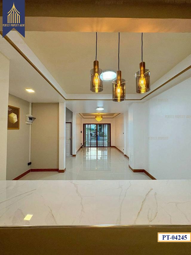 ทาวน์เฮาส์ลภาวัน8 บางบัวทองตกแต่งใหม่พร้อมอยู่ ราคาย่อมเยาว์ 9