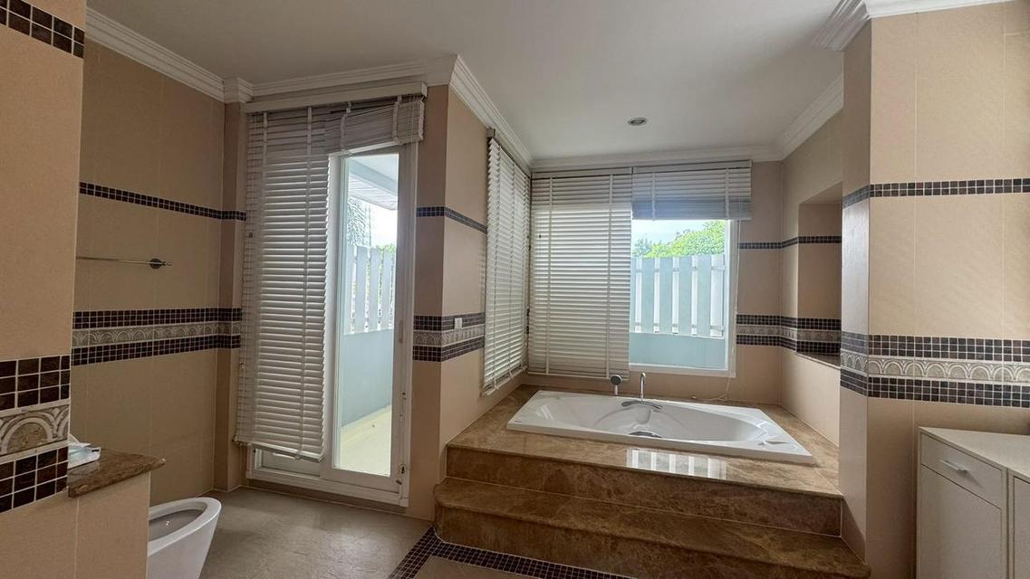 House for rent or sale with private pool at Rama 9 7