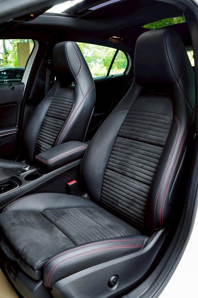 รหัสรถ CBL5159 Mercedes-Benz GLA250 2.0 AMG Dynamic W156 AT 2020 รูปที่ 14