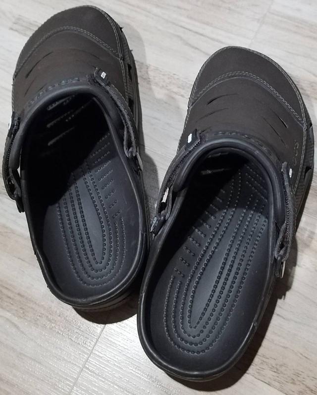 ขายรองเท้าผู้ชายยี่ห้อ Crocs สีน้ำตาล เบอร์ 7
รองเท้าหุ้มหนัง พื้นนิ่ม ของแท้