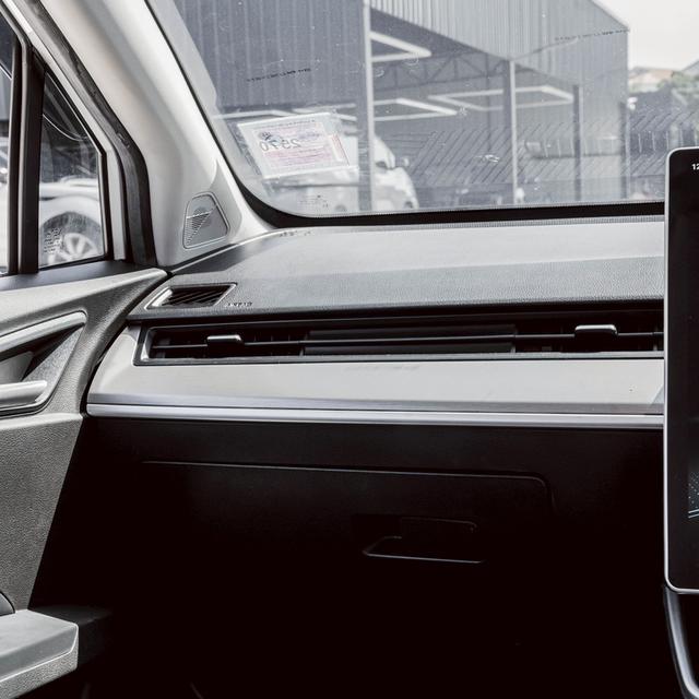 รหัสรถ 67GG3074 NETA V ปี 2023 4