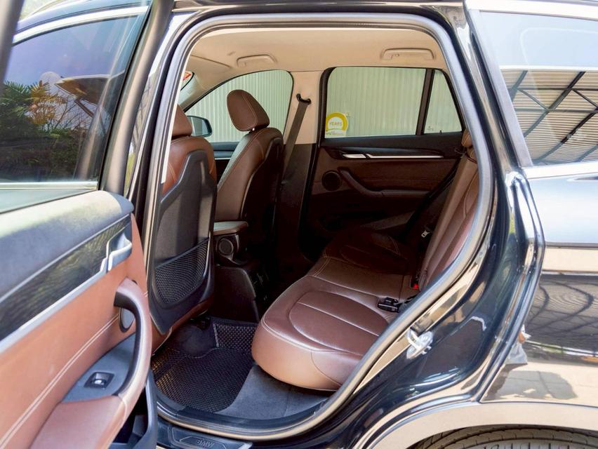 BMW X1 sDrive18d XLine ปีจด 2020 Sถบ้านเจ้าของเดียว สภาพสวย สีเดิม ไม่มีอุบัติเหตุ รูปที่ 13
