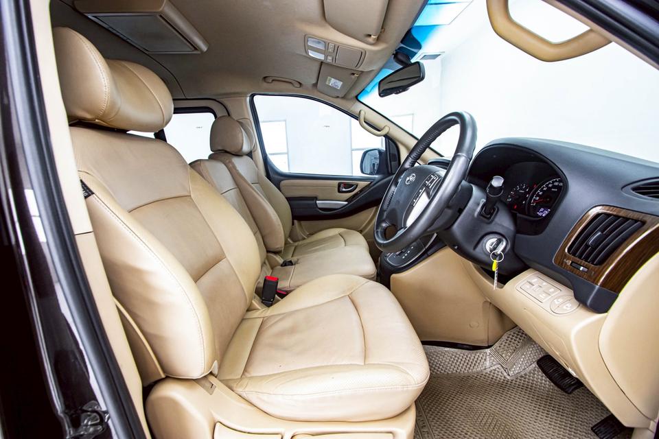 ✨ HYUNDAI H-1 2.5 DELUXE AT ปี 2019 รถครอบครัว 11 ที่นั่ง รูปที่ 19