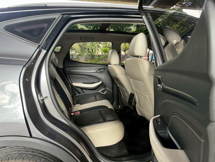 MG VS 1.5 HEV X Sunroof AT ปี 2023 รถสวยมือเดียว ไมล์น้อย 15