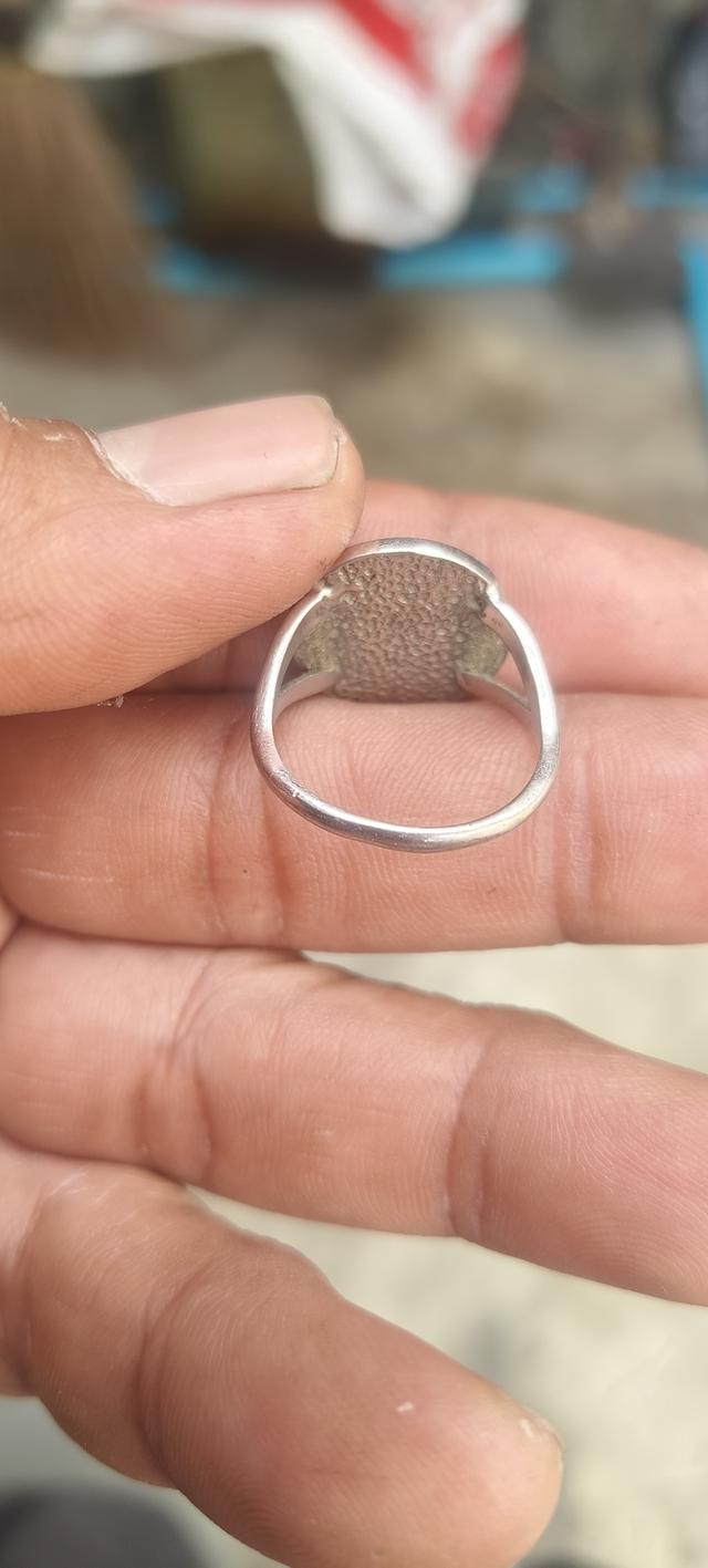 แหวน Bvlgari รุ่น Save the Children ผลิตจากเงินสเตอร์ลิง (Sterling Silver) ตัดกับเซรามิกสีดำ รูปที่ 3