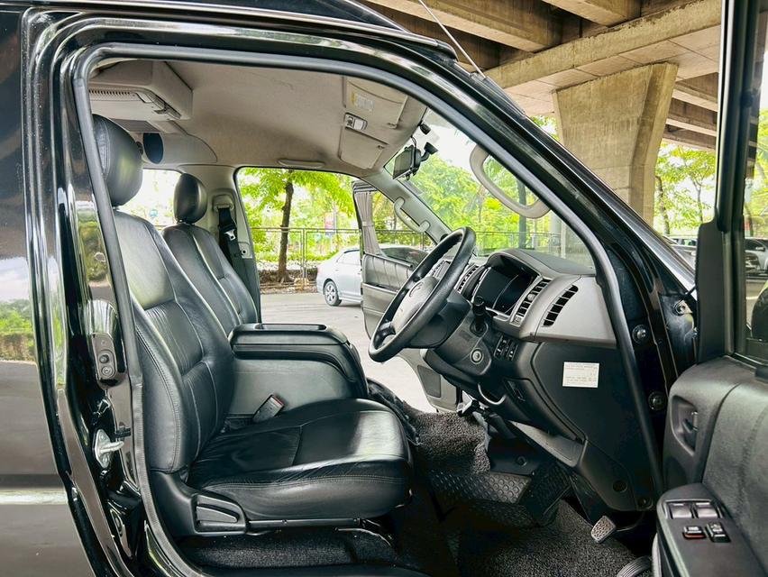 Toyota Ventury 2.7 V AT 2012 ⭐รถเข้าใหม่ ฟรีดาวน์ 14