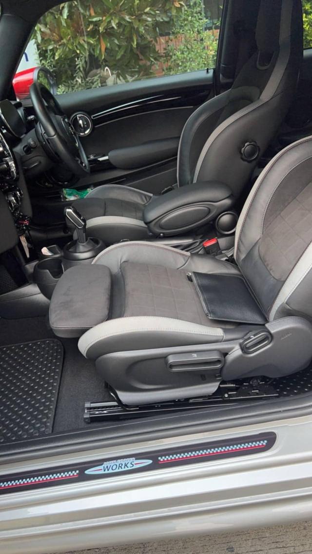 ขายดาวน์ MINI John Cooper Works Hatch ปี2023 8