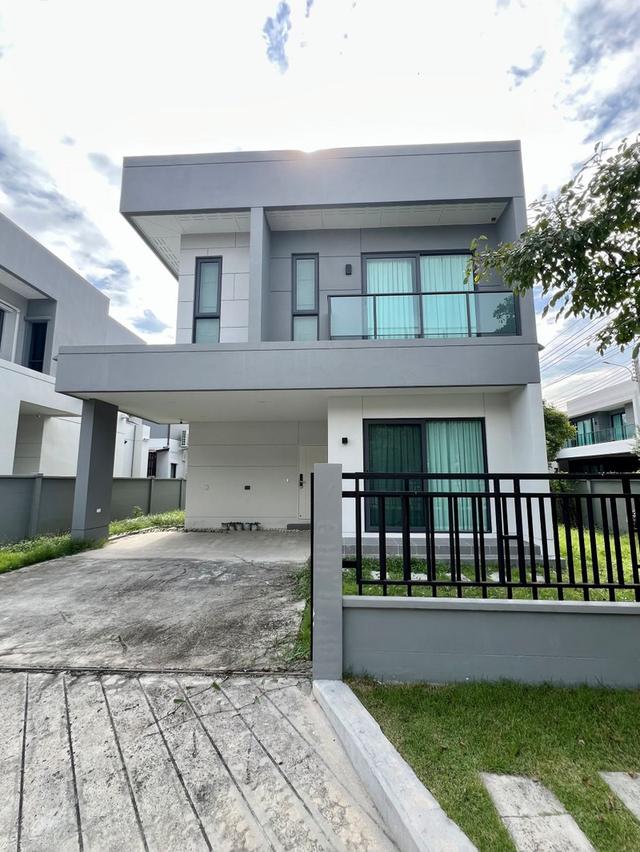 For Sale ขายด่วน บ้านเดี่ยว 3 ห้องนอน หลังมุม หมู่บ้านเซนโทร รามอินทรา - จตุโชติ 2 ( Centro Ramindra–Chatuchot 2 ) สภาพใหม่ พร้อมอยู่ 1