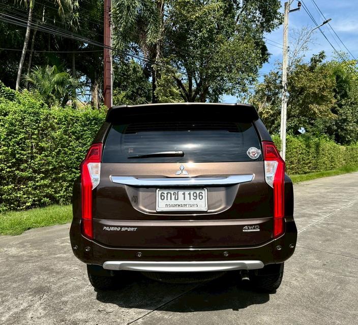 Pajero 2.4 GT Premium NAVI 4WD ปี2015 รถมือเดียวป้ายแดง 7