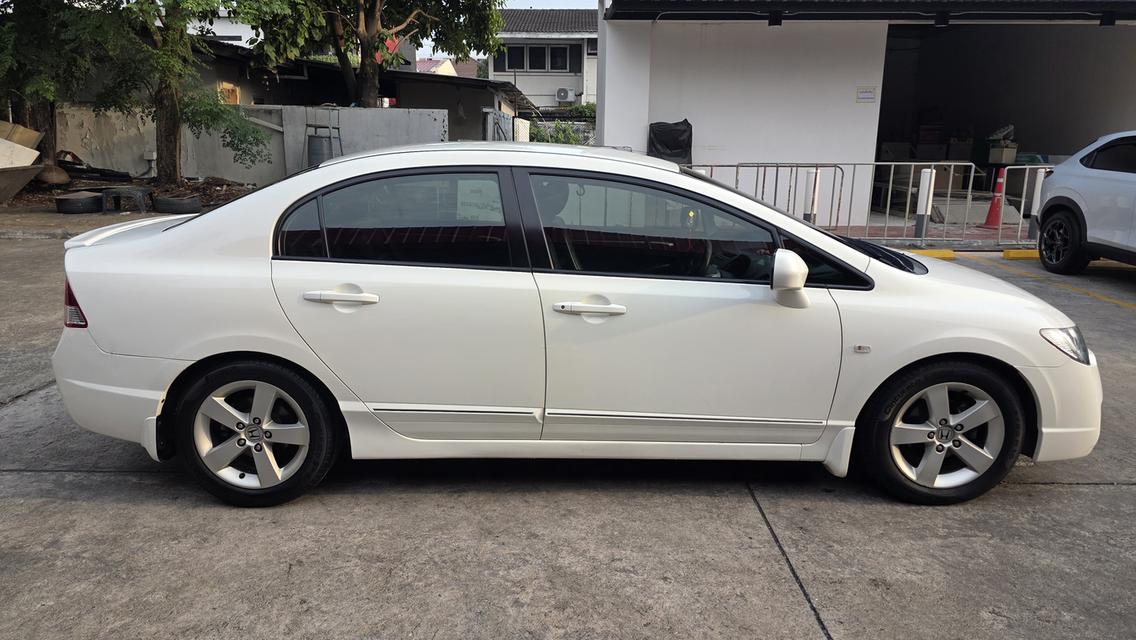 Honda Civic 1.8 i-VTEC AT ไมล์แท้ 97,9xx กม. เจ้าของใช้เอง รถบ้านเดิม ไม่ใช่รถเต็นท์ ไม่เคยชนหนัก ไม่เคยจมน้ำ เครื่องยนต์ เกียร์ ช่วงล่าง พร้อมใช้งาน รูปที่ 5