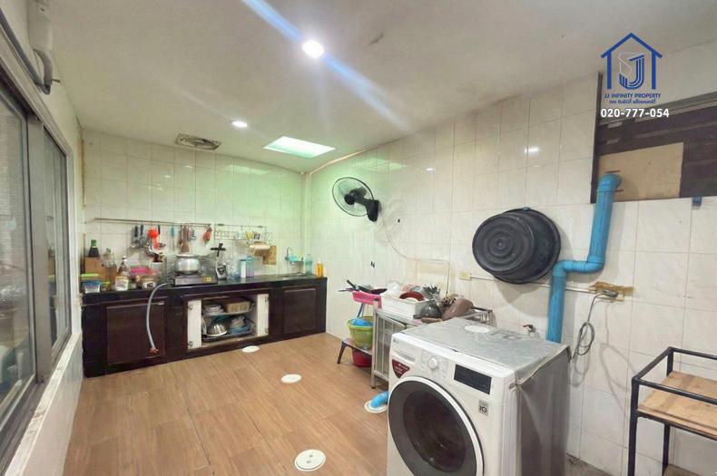 ขายทาวน์โฮม 3 ชั้น หมู่บ้านเพล็กซ์ วัชรพล ซอยร่วมมิตรพัฒนา ใกล้ทางด่วนฉลองรัชเอกมัย-รามอินทรา 9