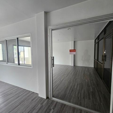 โอกาสลงทุนทำเลศักยภาพ เมืองภูเก็ต ขาย - เช่า อาคารพาณิชย์ 2 คูหา Renovate ใหม่ พร้อมใช้งาน 12
