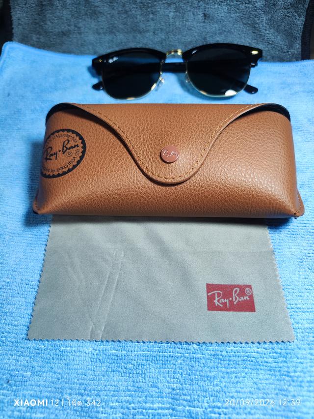RayBan Clubmaster Classic รหัสรุ่นRB3016 รหัสสีW0316(กรอบสีดำ-ทอง/เลนส์กระจกสีเขียวG-15 ผลิตในยุคปัจจุบัน(ยุค Luxottica Italy) รูปที่ 12