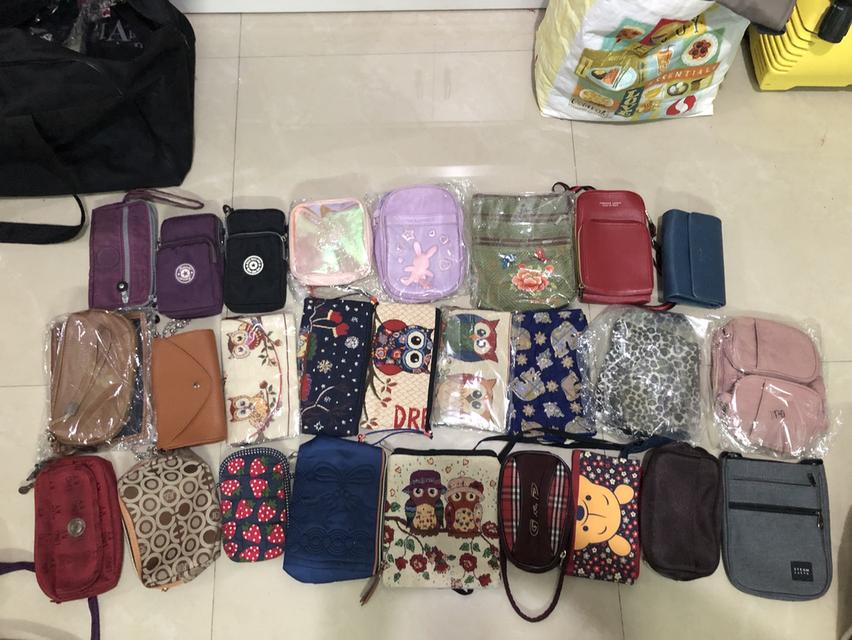กระเป๋าสะพายขายเหมา500ส่งฟรี
