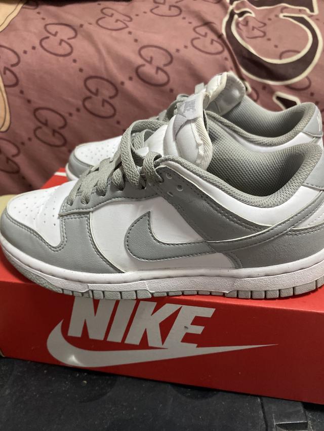 Nike dunk low  2