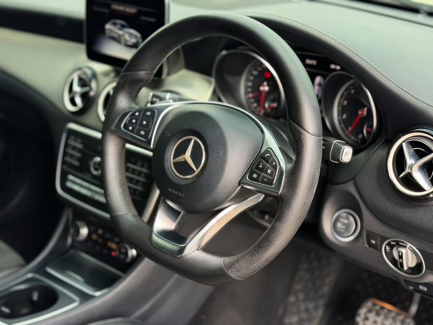 BENZ CLA250 AMG Dynamic White Art Edition (facelift) ปี 2018 สีขาว เจ้าของเดียว ราคาถูกมาก รูปที่ 9