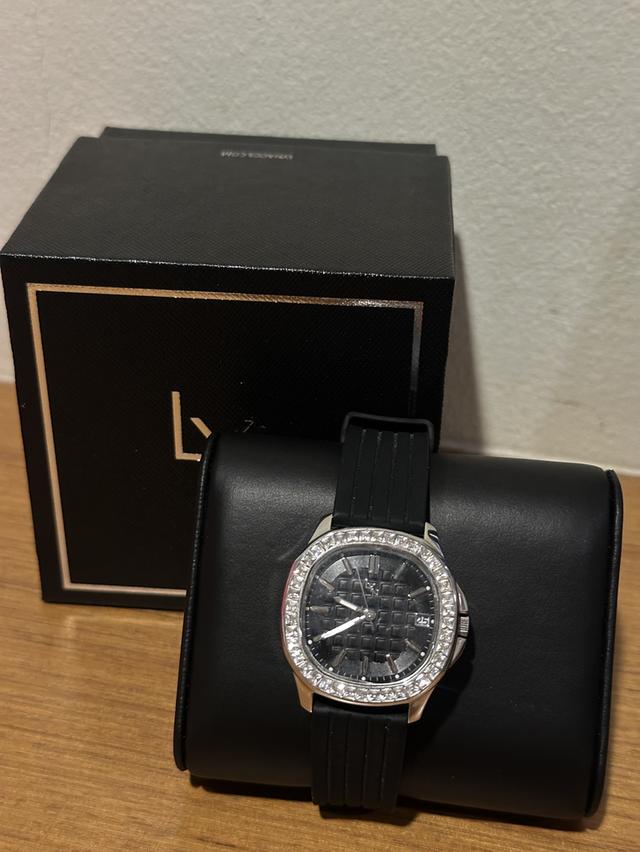 นาฬิกา Lyn ปล่อยต่อมือ2