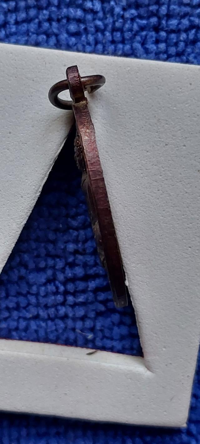 เหรียญหลวงพ่อโตเชียงแสนรุ่นหมดหนี้ รูปย่อยที่ 3