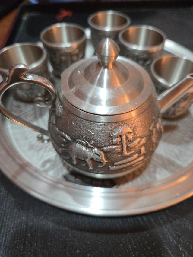 ชุดน้ำชาเครื่อวแท้ กา 1 ถ้วย 5 ใบถาด 1 ใบ รูปที่ 2