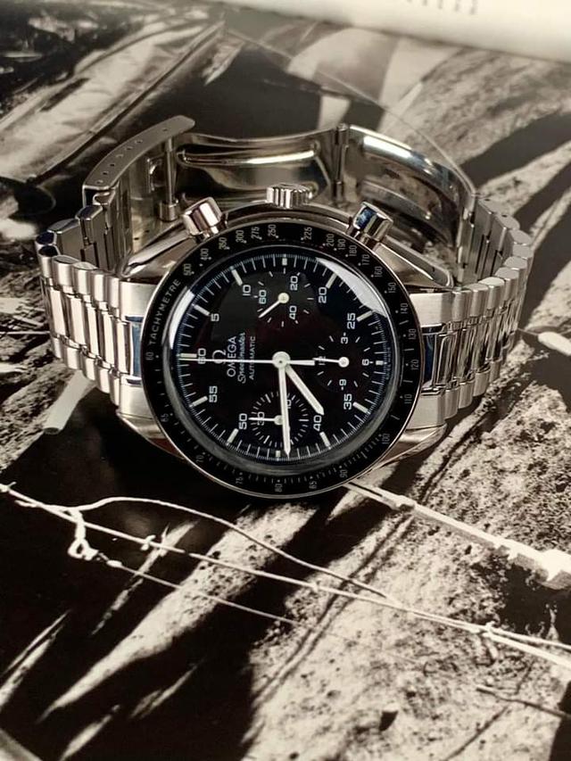 Omega Speedmaster Reduced 3