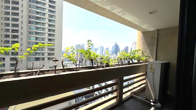 ขายคอนโดหรู City Lake Condominium สุขุมวิท 16 15