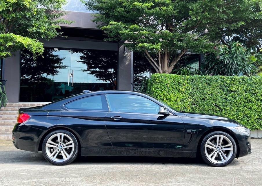 2015 BMW 420D ( ดีเซล ) F32 รถมือเดียวออกป้ายแดง รถวิ่งน้อย เข้าศูนย์ทุกระยะ ไม่เคยมีอุบัติเหตุครับ 2