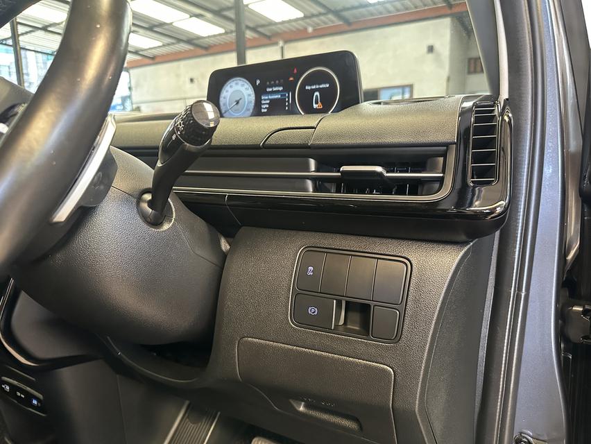 HYUNDAI STARIA 2.2 SEL จดทะเบียนปี 2022 รูปที่ 5