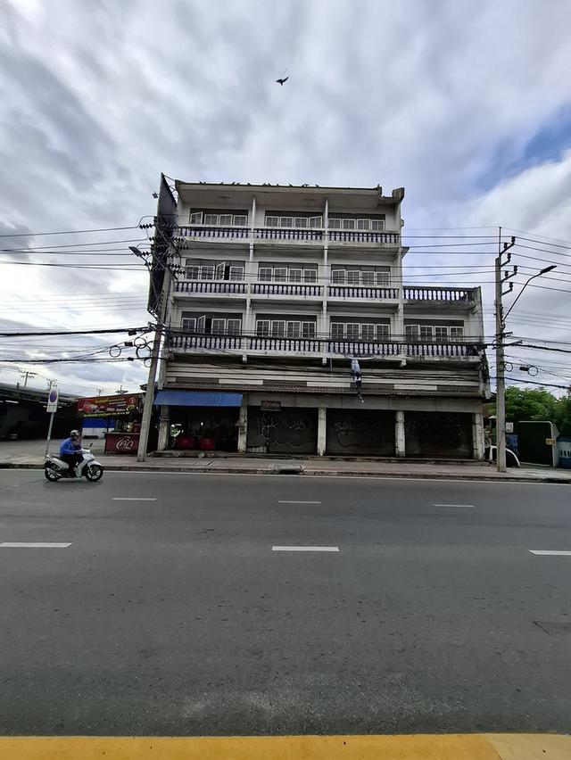 ให้เช่าที่ดิน 1 ไร่ พร้อมตึก 4 คูหา 1