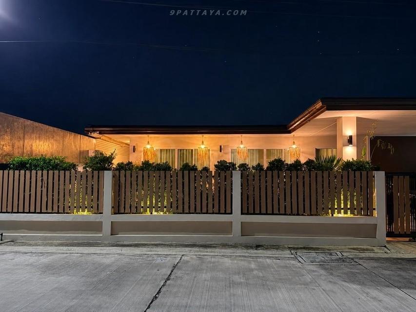 For Rent — Private Pool Villa on Huai Yai Road, Pattaya 3 bedrooms 3 bathrooms 78sqw 350sqm Available from 1 September 2026 2