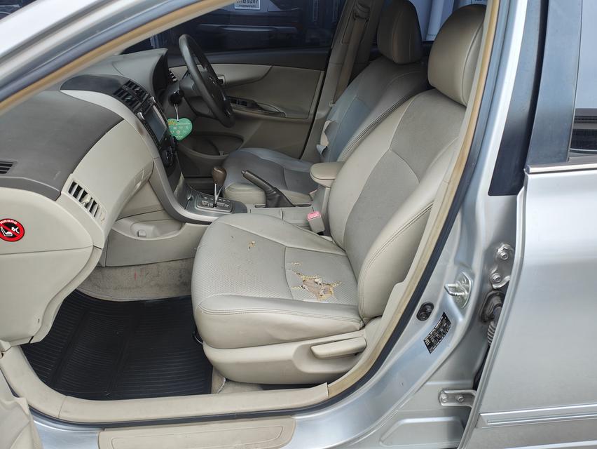Toyota Altis 1.6 G AT  9
