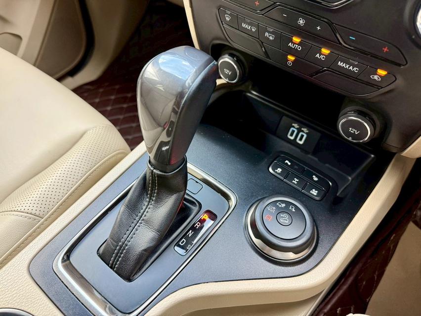 FORD EVEREST 3.2 #TITANIUM PLUS TOP 4WD SUNROOF NAVI ปี 2017จด18 ซื้อสดประกัน ป1 หมดเดือน 5/69 รถเข้าศูนย์ทุกระยะ 14