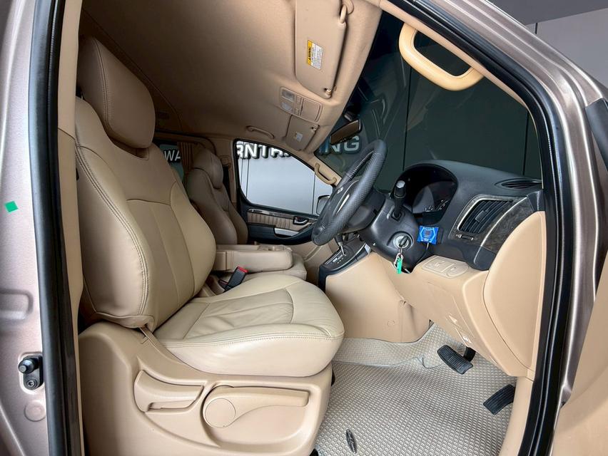 HYUNDAI GRAND STAREX, 2.5 VIP ปี2013 โฉม ปี10-18 สีน้ำตาล เกียร์ออโต้ เครื่องดีเซล 📍📍ไมล์แท้ 138,086 km.   ✅✅ ราคา 568,000 บาท ✅✅ ผ่อน 11,xxx 72  " รูปที่ 11