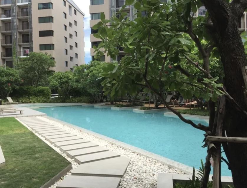 2BR blossom condo @ sathorn - chreonrat 1