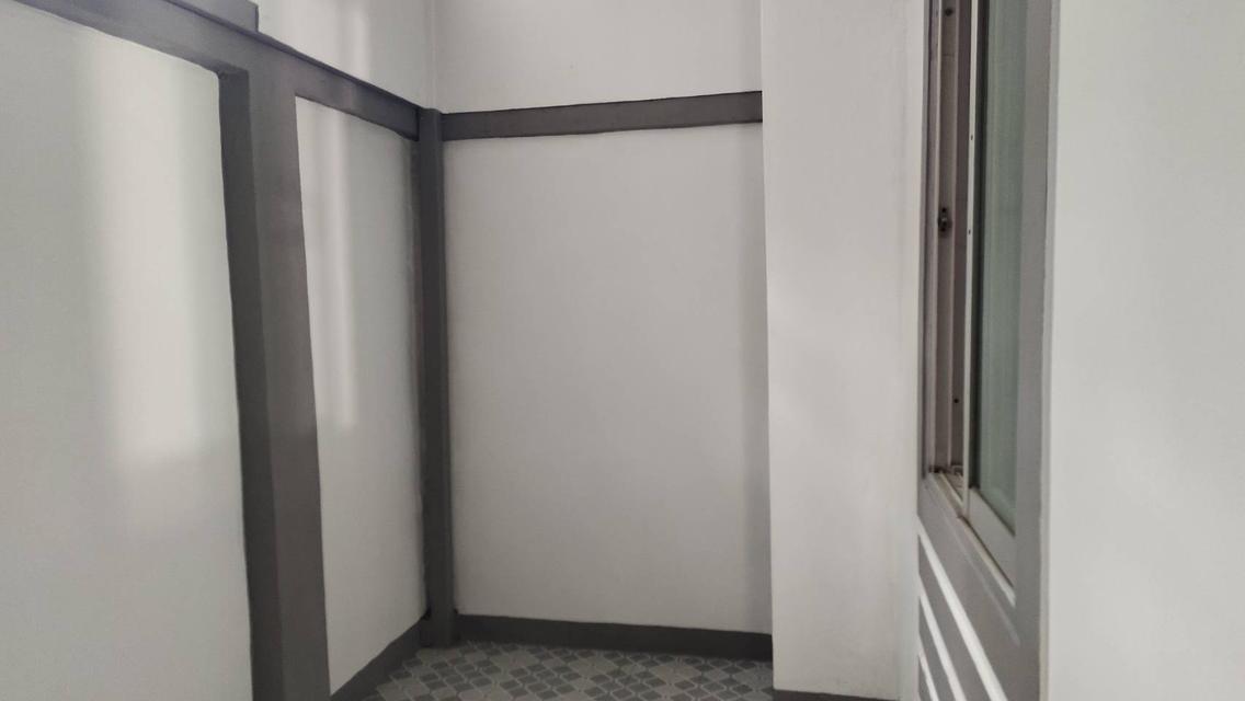 ขาย/ให้เช่า บ้านทาวเฮ้าส์ 2 ชั้น 3 นอน 2 น้ำ ซ.รามอินทรา117 9