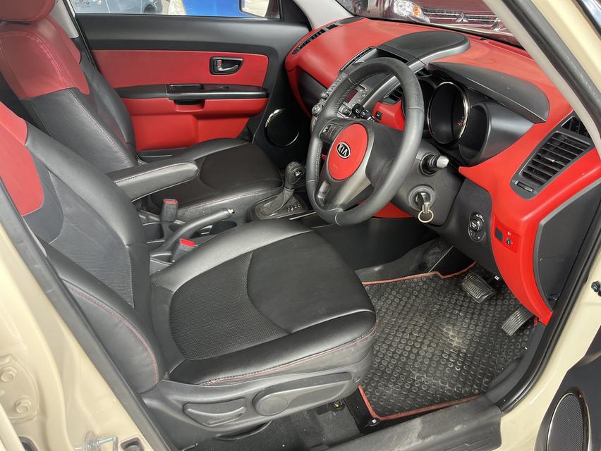 2011 Kia soul1.6 at 7