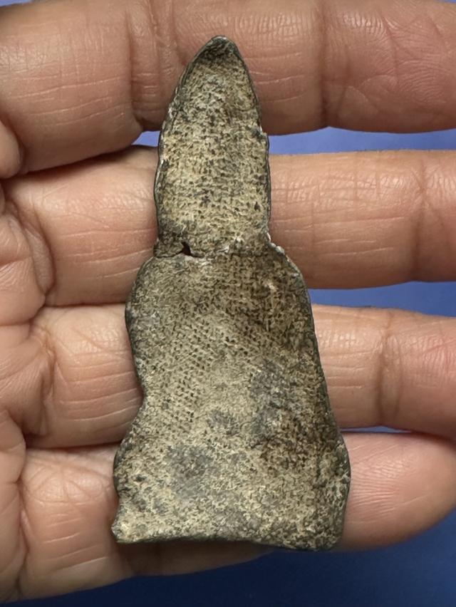 พระหูยาน กรุวัดปืน เนื้อชินแก่ตะกั่ว