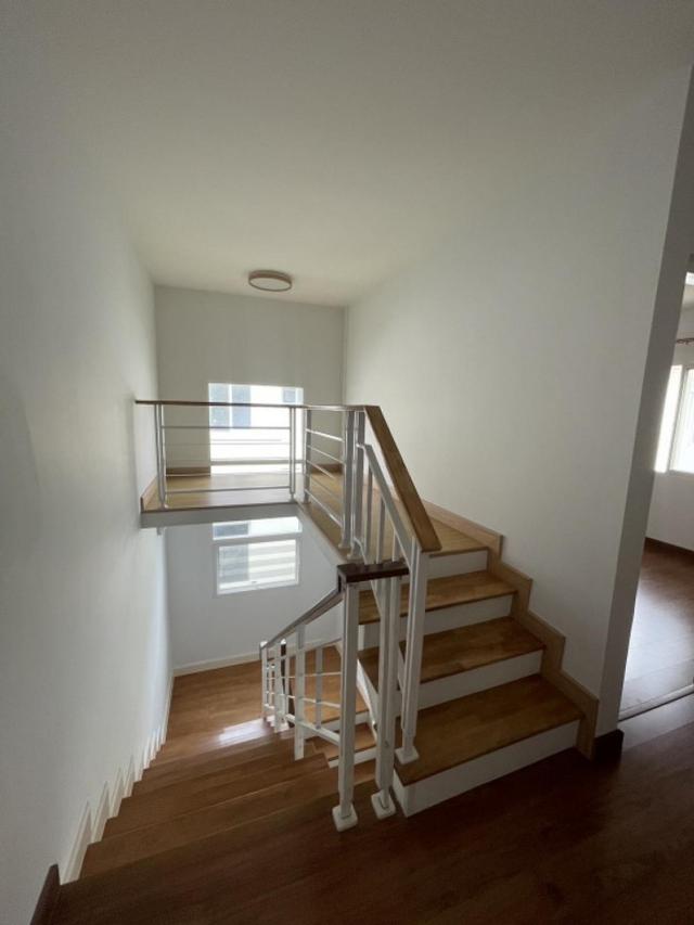 ขายบ้านเดี่ยวหลังมุม  โครงการ เดอะ เซนโทร รัตนาธิเบศร์ 6