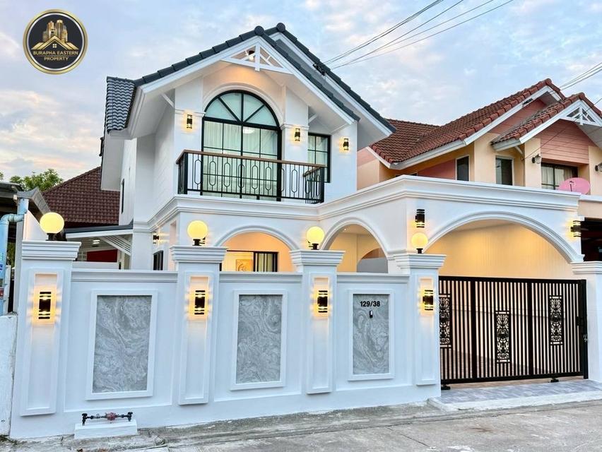 บ้านสวยหรู #หมู่บ้านโฮมทาวน์ศรีราชา หลังเดียวในโครงการ พิกัด📍ศรีราชา  หนองยายบู่ 🏡บ้านแฝดสไตล์เดี่ยว เนื้อที่40.5 ตารางวา 2