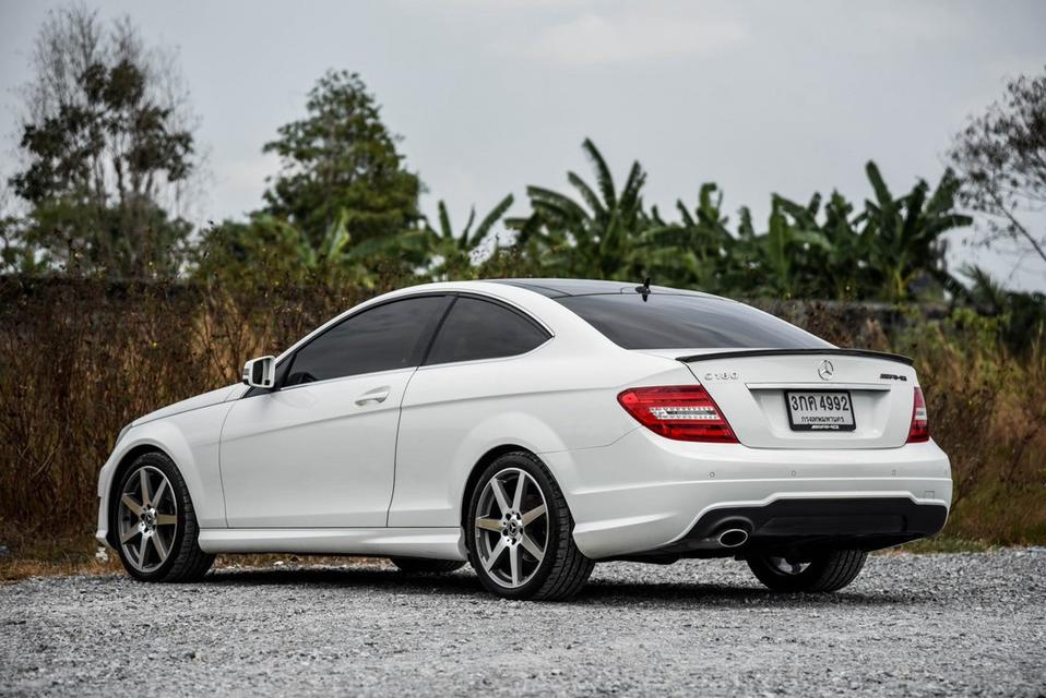 Mercedes-Benz C180 1.6 AMG Coupe AT 2014 auto รถสวย พร้อมใช้  20