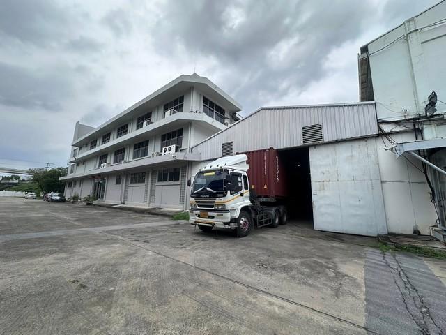 ให้เช่าโกดังมี 3 ขนาด ถนนเทพารักษ์ มุ่งหน้าไปสำโรง ใกล้รถไฟฟ้า สถานนีทิพวัล และศรีเทพา 2