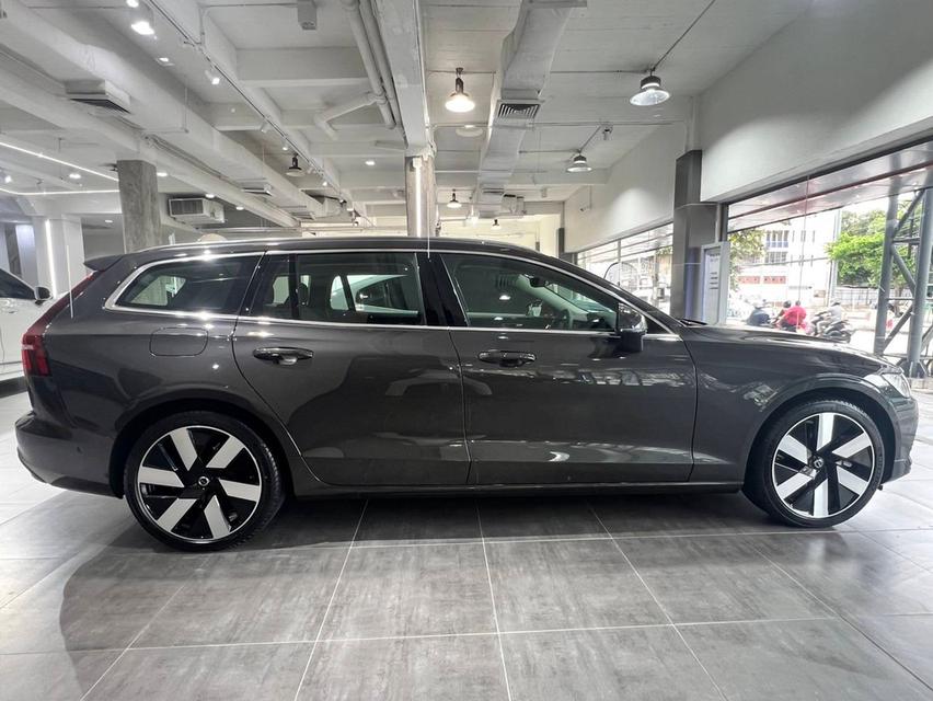 Volvo V60 Recharge T8 Inscription MY2024 4