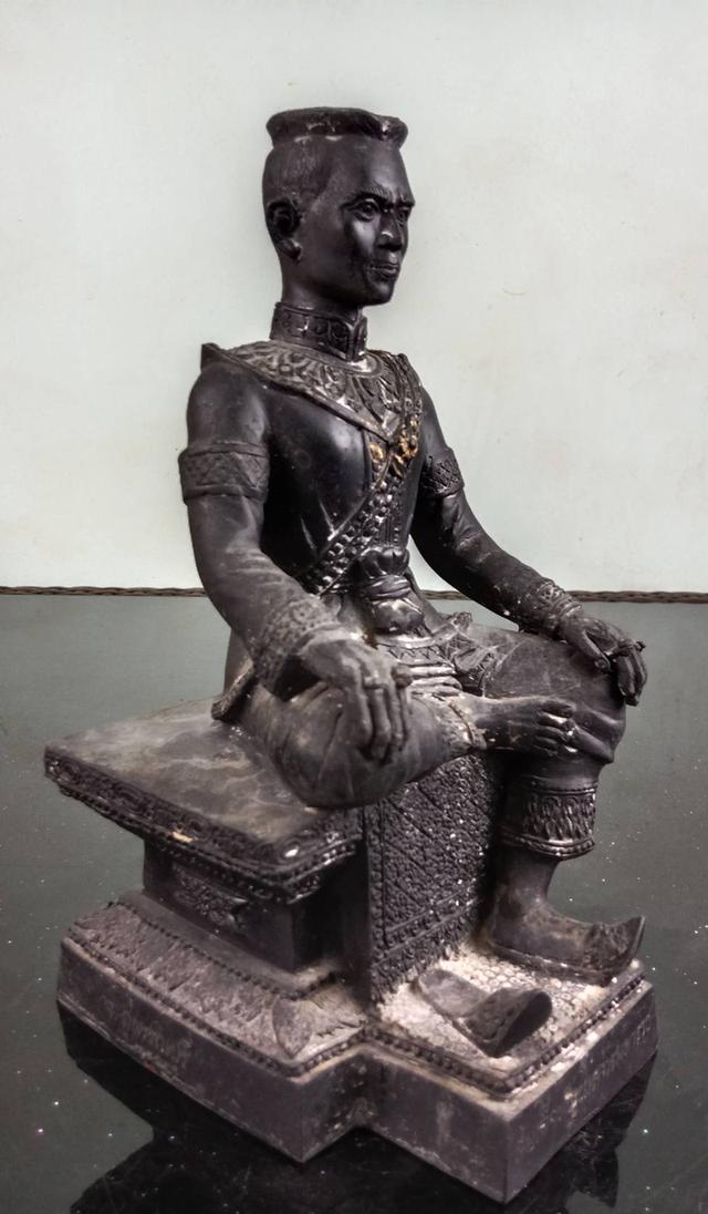 748.พระบรมรูปหล่อสมเด็จพระนเรศวรมหาราช รูปที่ 4
