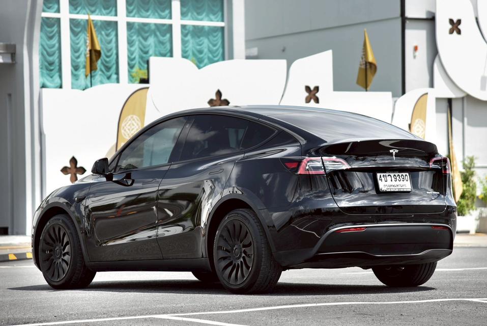 TESLA MODEL Y Long Range AWD AT 2023 ไมล์ 40,xxx km. !!! 16