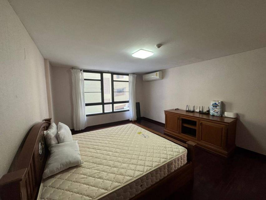 ให้เช่าคอนโดห้องชุด​ Baan​ Chan​ Condominium​ 145 ตร.ม​ 3​ นอน​ 2​ น้ำ พร้อมเฟอร์ ใกล้​ BTS​ ทองหล่อ 5